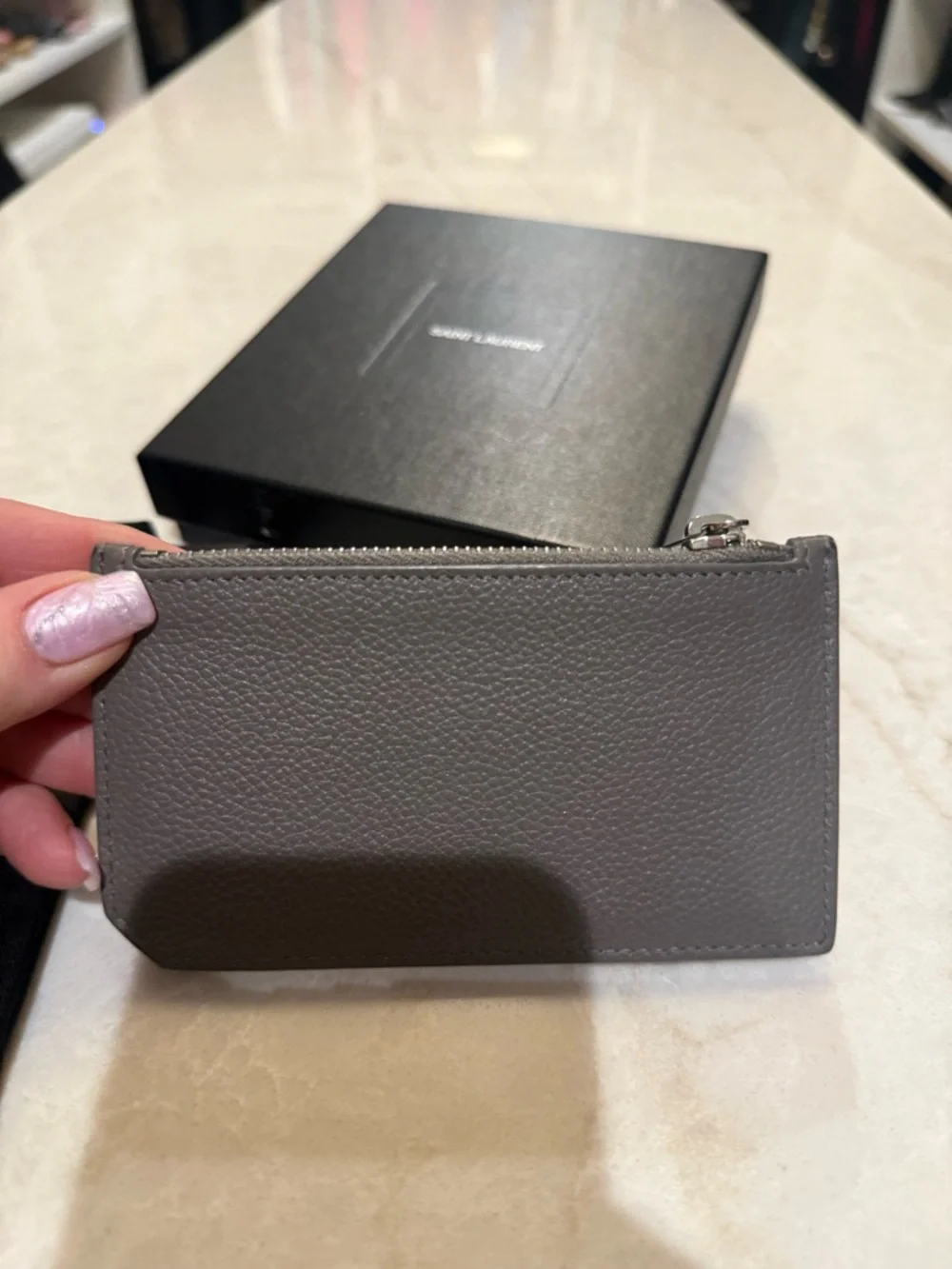 SAINT LAURENT FRAGMENTS ZIPPED CARD CASE IN GRAIN DE POUDRE LEATHER
Full set - Picture 5 of 8